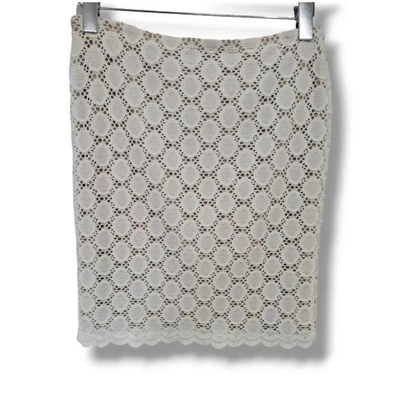 Ronni Nicole women's white lined  lace skirt - small - Picture 1 of 7